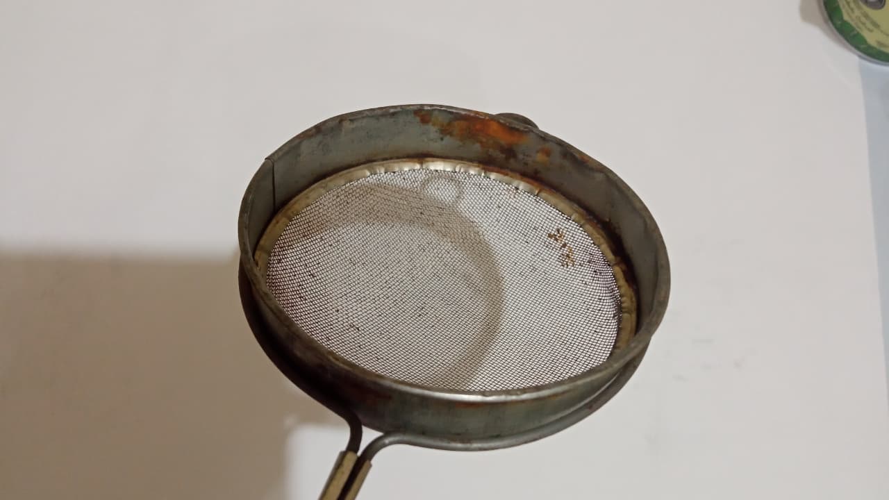 Rusting strainer